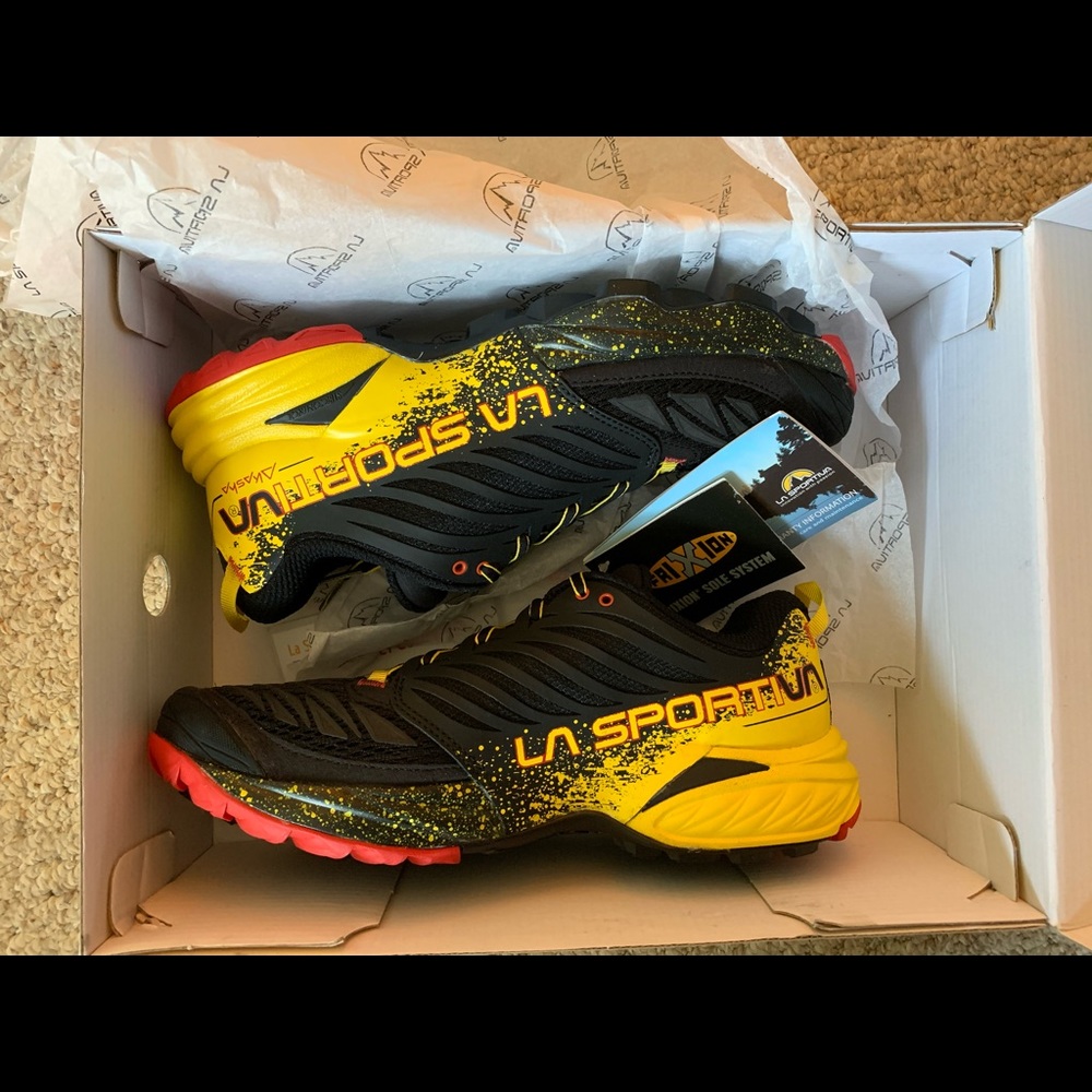 La Sportiva Akasha size 10 men / EU 43